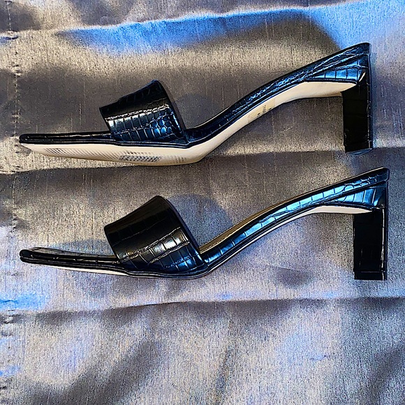 Never worn Fashion Nova Heels! Love them just not able to wear heels anymore. - Picture 2 of 3